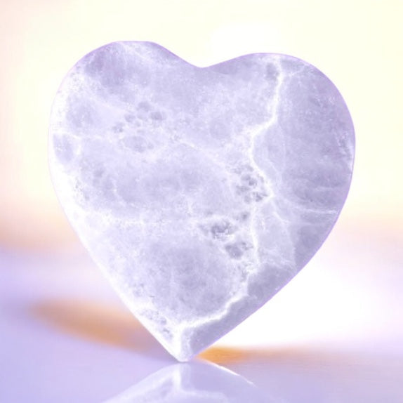 Selenite Heart Charging Plate