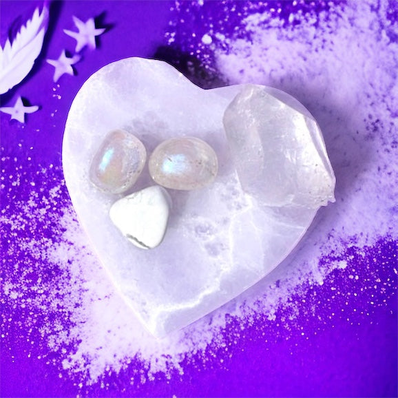 Selenite Heart Charging Plate