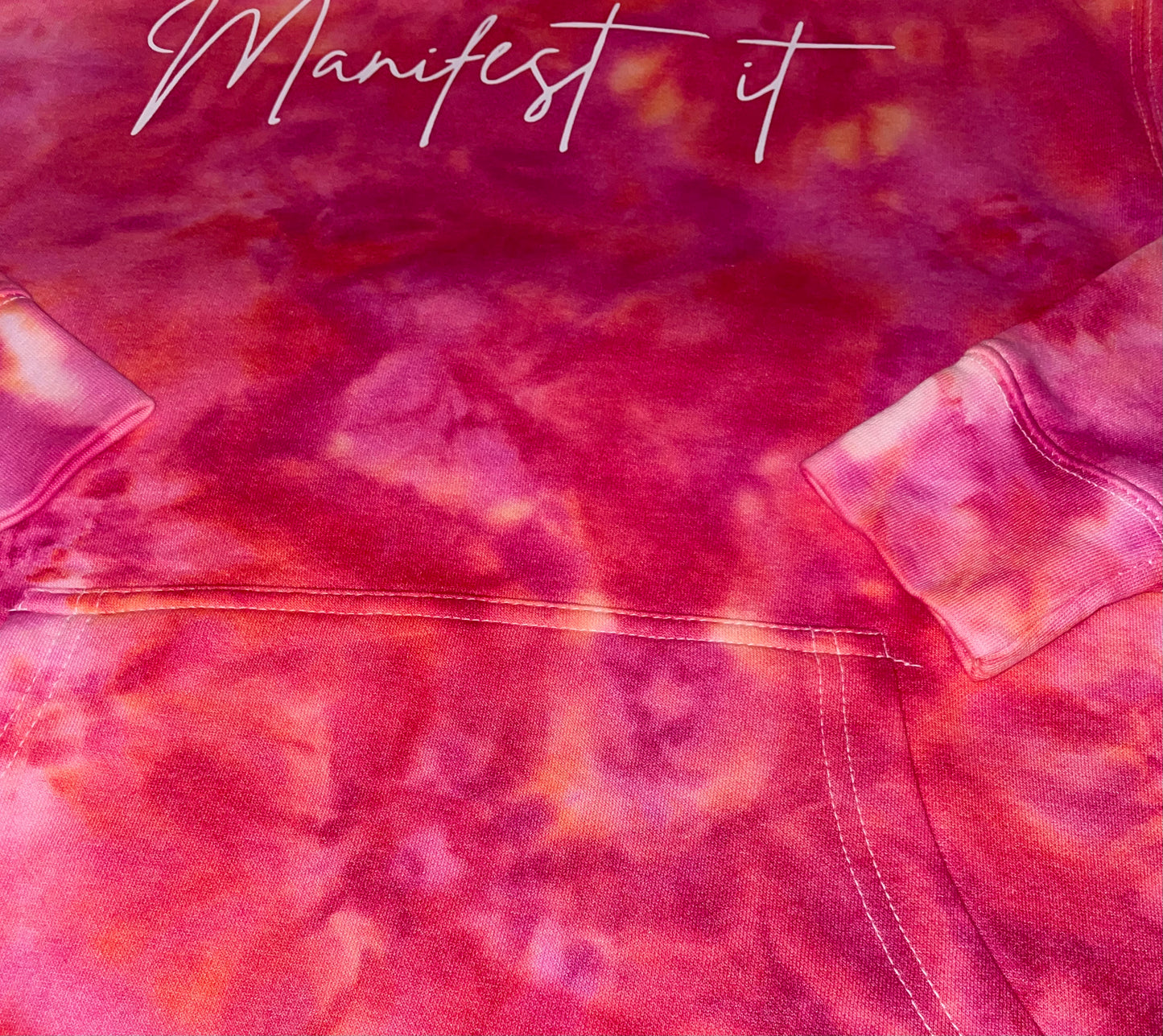 ‘Manifest it’ Hoodie Garnet